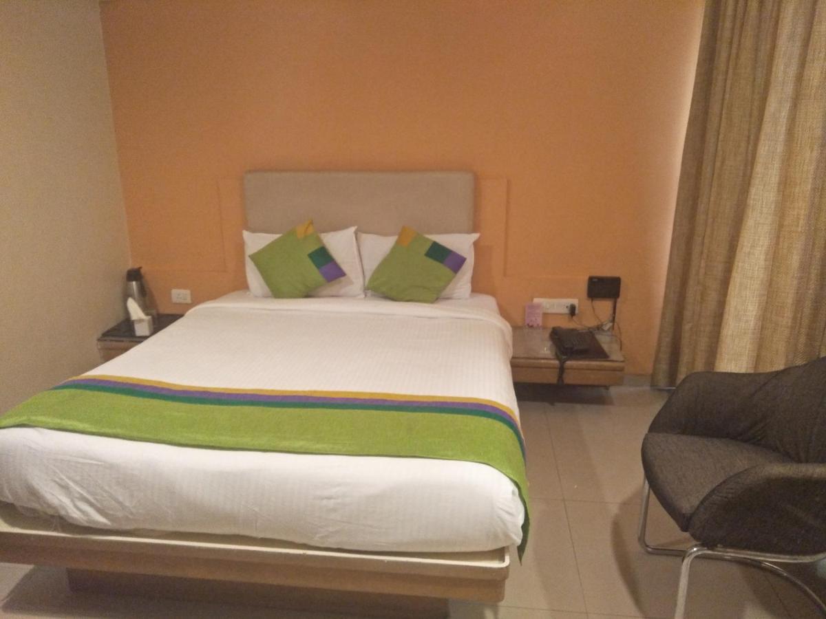 Treebo Trend Hotel Basera Pune Eksteriør bilde