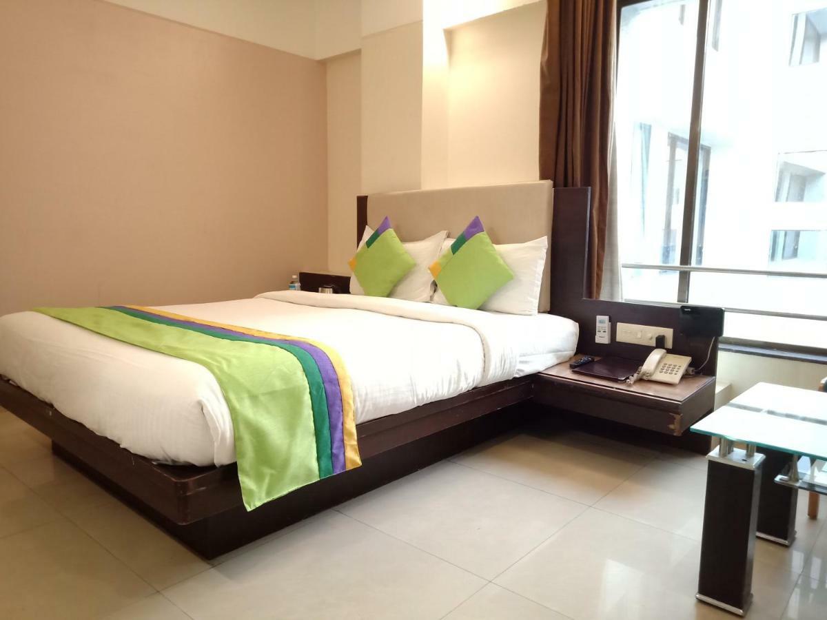 Treebo Trend Hotel Basera Pune Eksteriør bilde