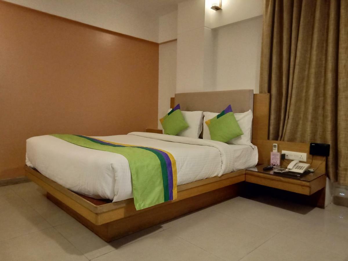 Treebo Trend Hotel Basera Pune Eksteriør bilde