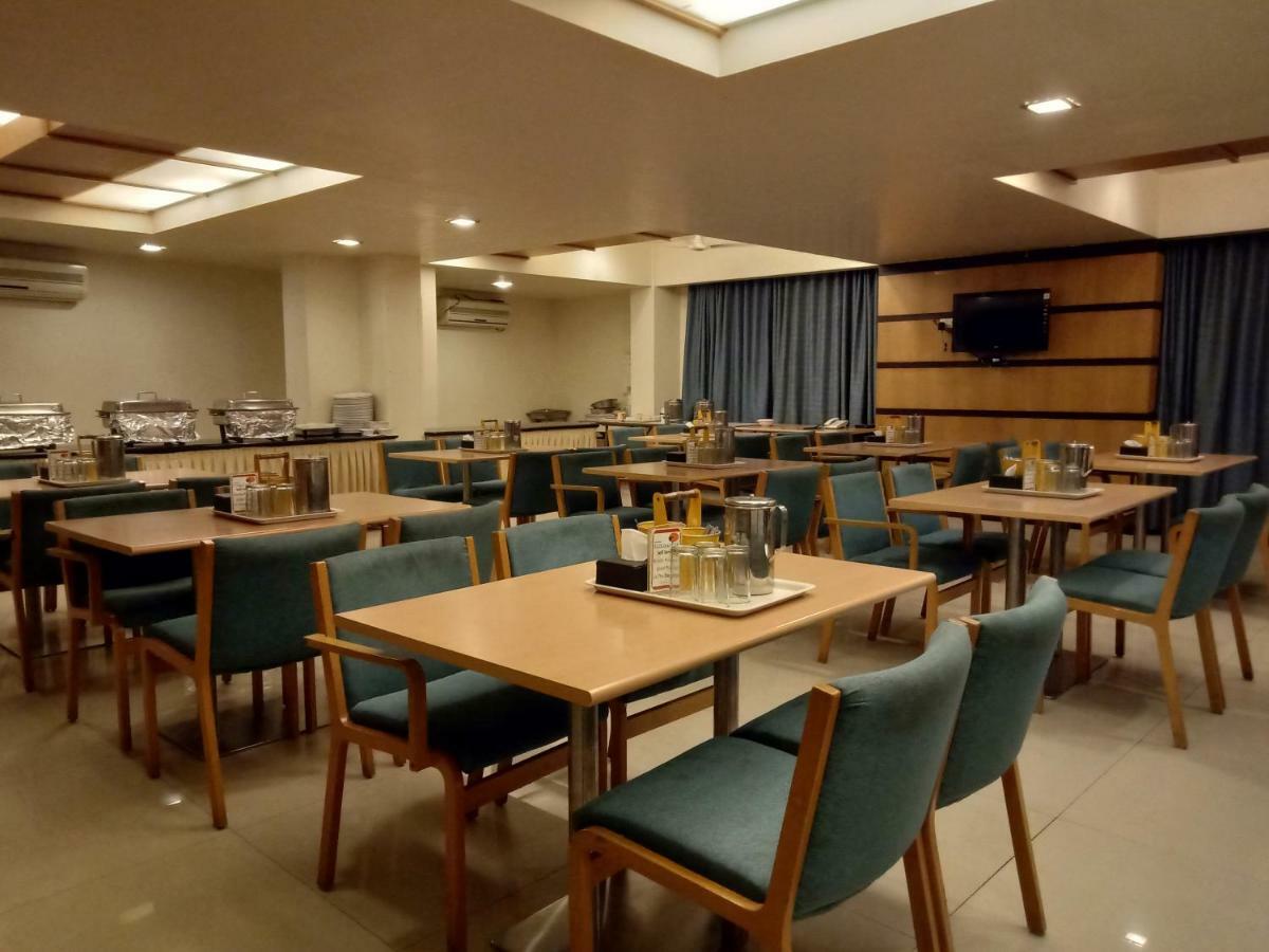 Treebo Trend Hotel Basera Pune Eksteriør bilde