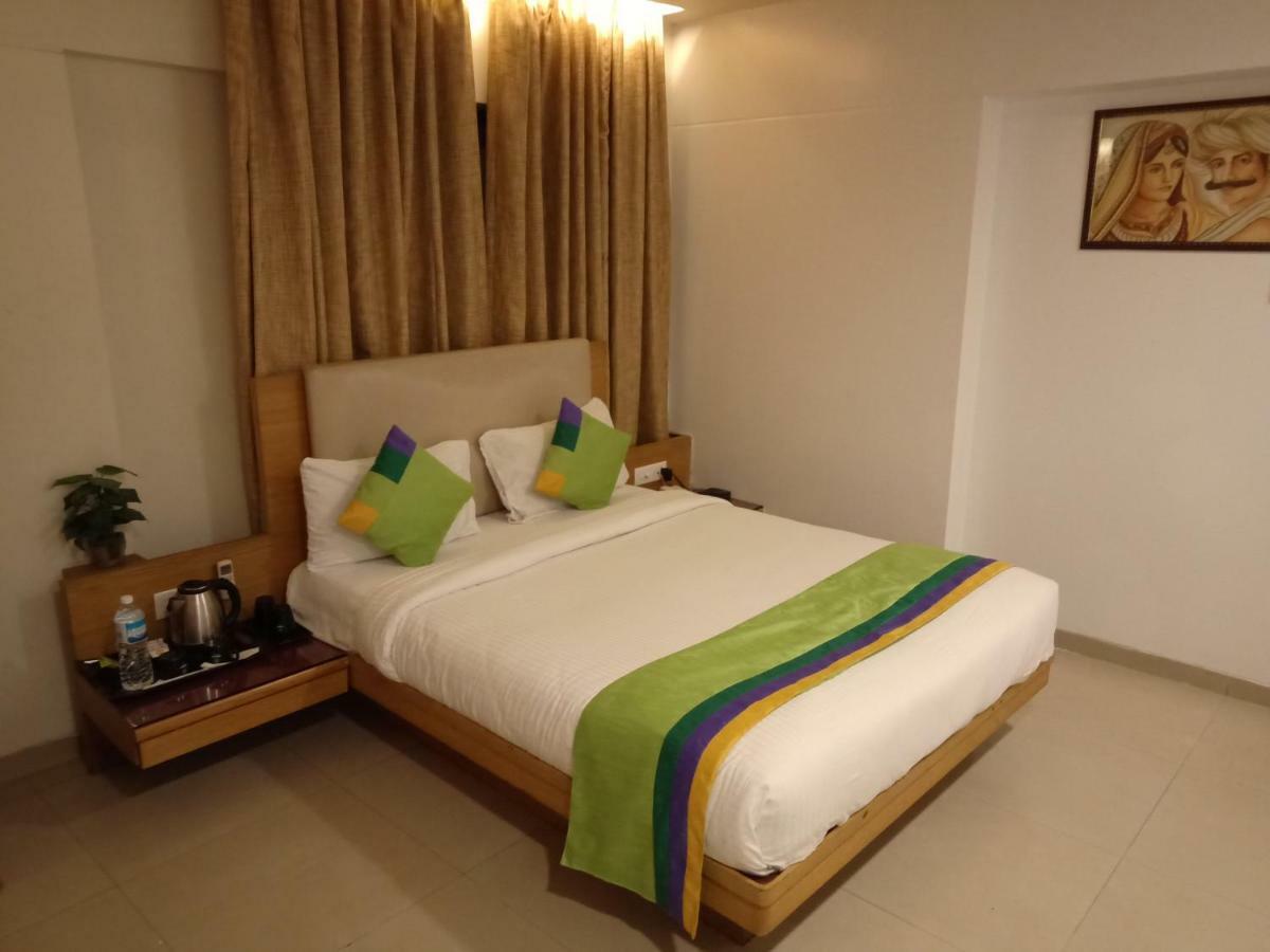 Treebo Trend Hotel Basera Pune Eksteriør bilde